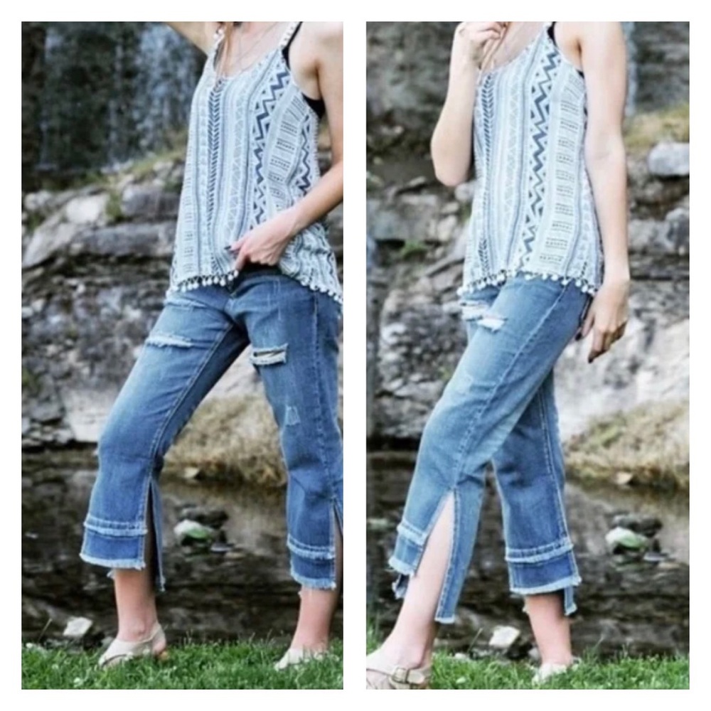 CURRENT AIR Los Angeles Distressed CroppedJeans w/Fringe Fray Details S
